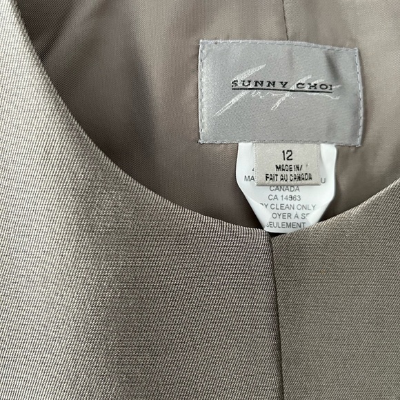 Sunny Choi - Picture 3 of 8